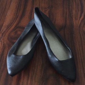 Black flats
